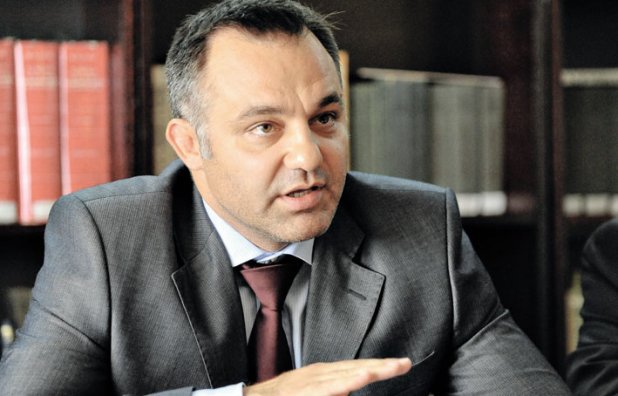 Funcţionarii publici solicită salarii egale pentru cei care ocupă aceeaşi funcţie