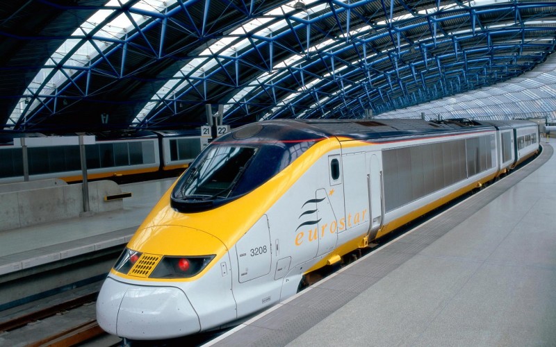Atacurile din Bruxelles perturbă traficul feroviar în întreaga Europă