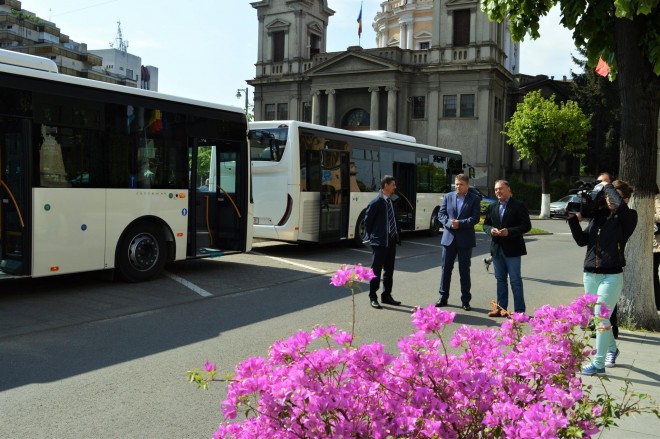 20 de autobuze noi la Tîrgu-Mureş