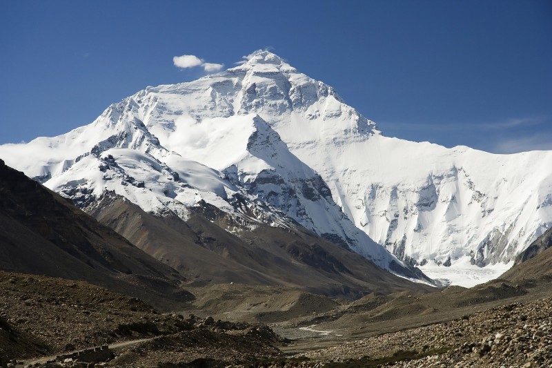 Alpinistul sibian Adrian Vălean a început expediţia în Himalaya Alpinistul sibian Adrian Vălean a început expediţia în Himalaya
