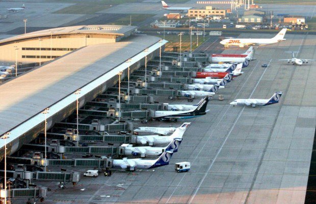 Blocaj total pe Aeroportul Zaventem din Bruxelles