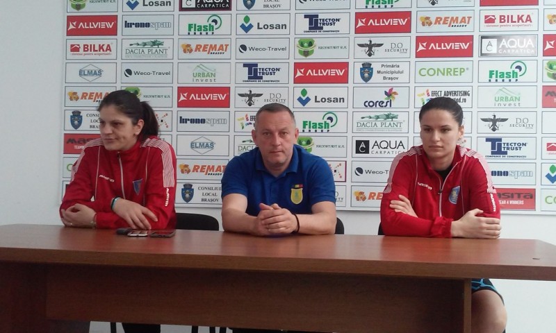 Corona susţine în Germania returul semifinalei Cupei EHF