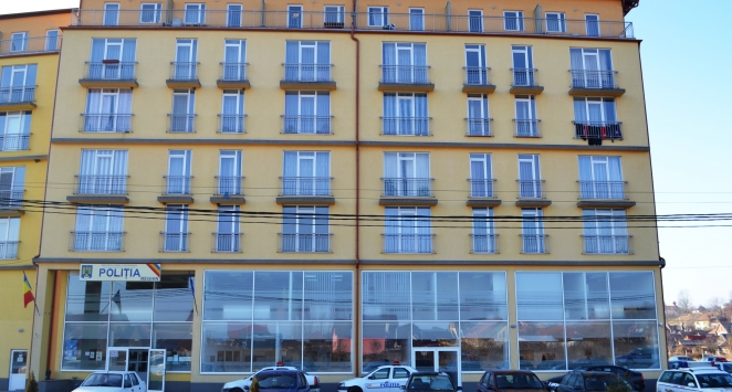 Percheziţiile la Poliţia din Reghin s-au încheiat după mai bine de 10 ore