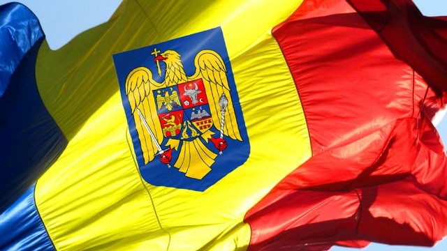 Deputaţii din Comisia juridică vor readucerea coroanei pe stema României