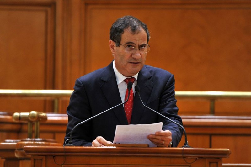Neacşu: Luăm în calcul o amânare a suspendării lui Zgonea de la şefia Camerei; ne concentrăm pe alegeri