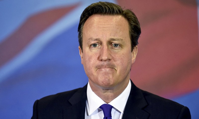 Premierul britanic David Cameron şi-a anunţat demisia