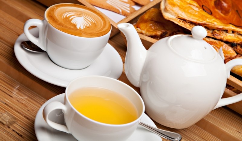 Ceaiul și cafeaua te pot îmbolnăvi de cancer dacă le bei greșit Ceaiul și cafeaua te pot îmbolnăvi de cancer dacă le bei greșit
