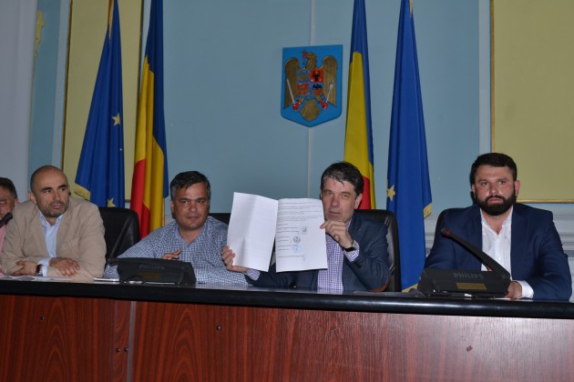 Protocol de colaborare între PNL, PMP şi UDMR, în județul Brașov