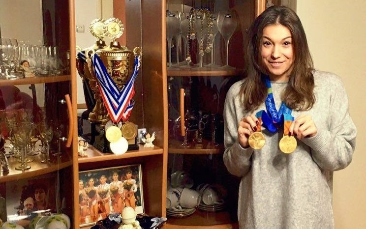 Eu aleg România: Monica Roșu – ambiţie, perseverenţă, talent şi multă muncă