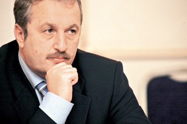 Vicepremierul Vasile Dîncu s-a declarat optimist cu privire la modul în care se va face politică în viitor în România Vicepremierul Vasile Dîncu s-a declarat optimist cu privire la modul în care se va face politică în viitor în România