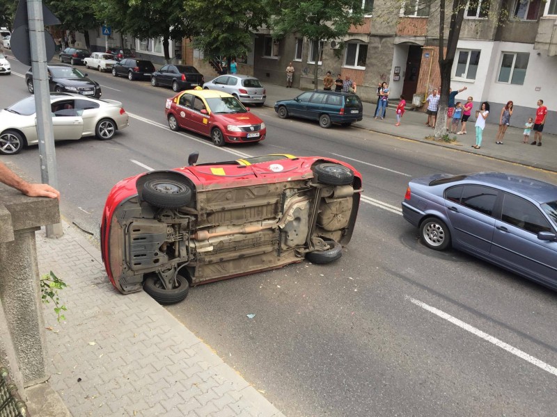 Accident rutier pe Bulevard