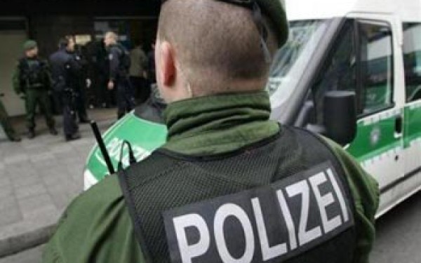 Ministrul de interne al Germaniei a anunţat că va înăspri legile privind regimul armelor de foc
