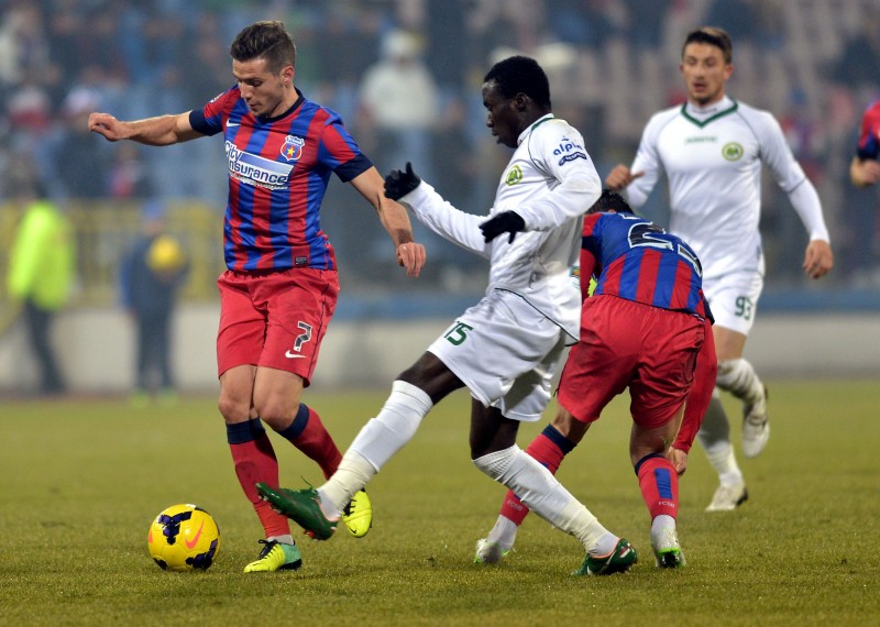 Steaua şi Astra încep lupta pentru grupele Champions League