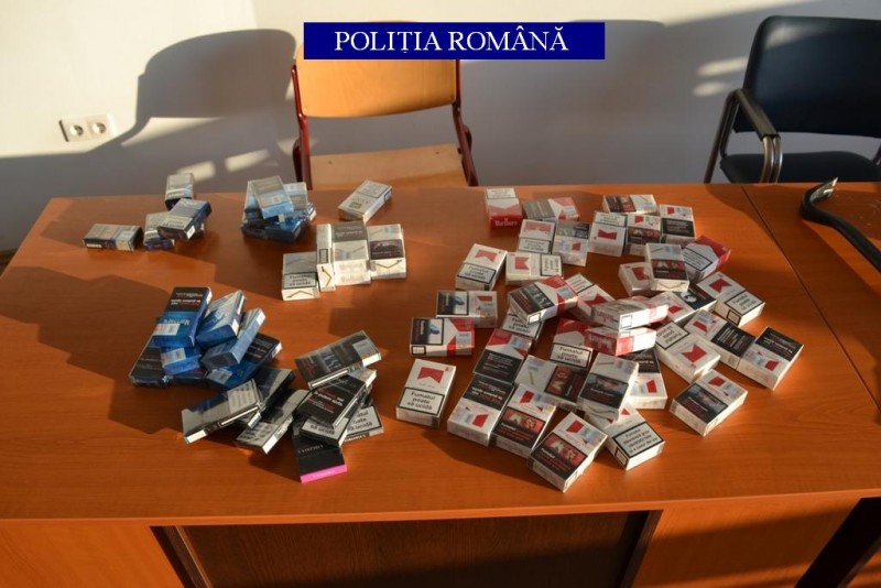 Prins după ce a furat țigări din magazin