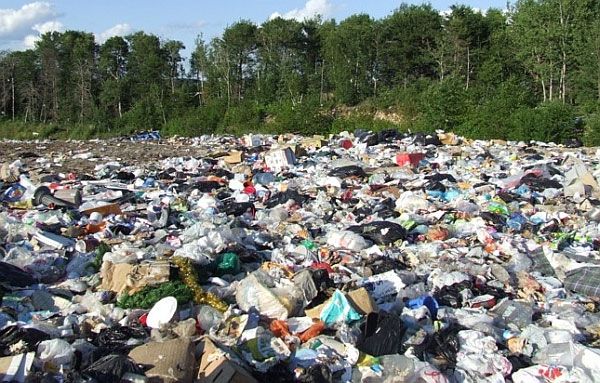 Salubriserv, dosar penal pentru depozitare ilegală de gunoaie