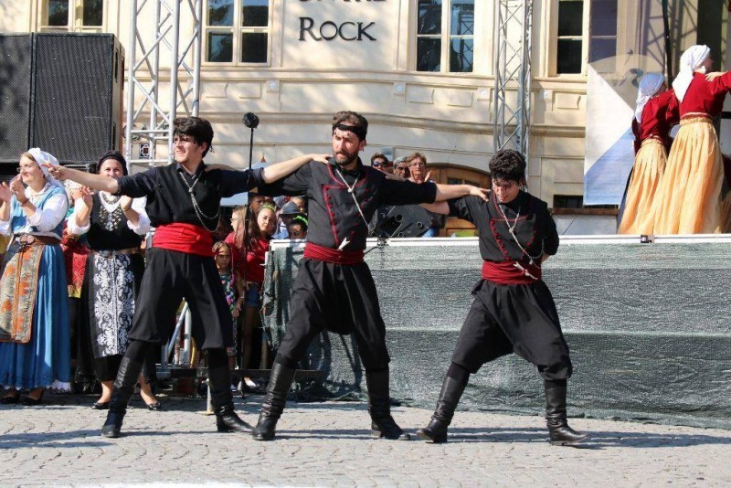 Grecii din Braşov ajung în septembrie la Tîrgu-Mureş