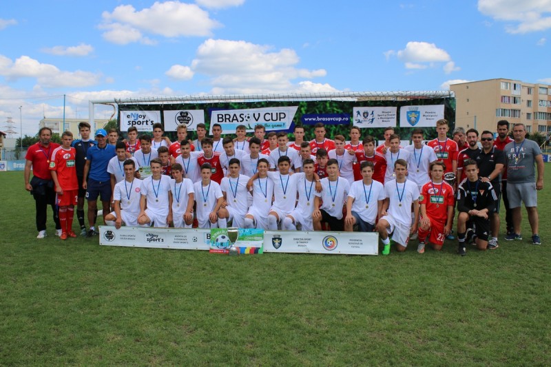 Atletico Madrid București și CSS Slatina, primele câștigătoare la Brașov Cup 2016