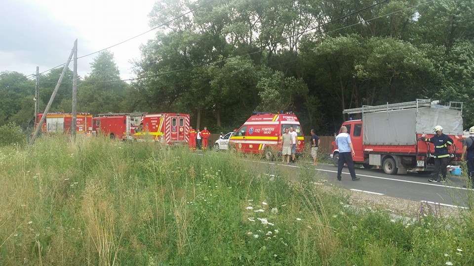 Accident cu patru victime în localitatea Câmpu Cetății