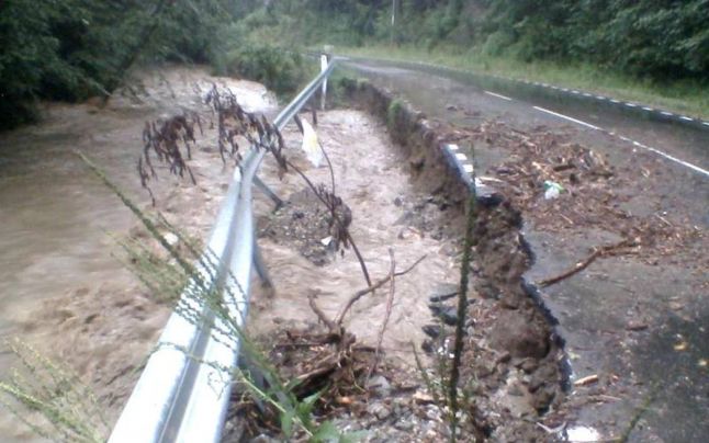 Drumul spre Sarmizegetusa a fost distrus de o furtună
