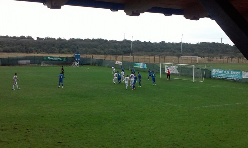 Meci amical la Tărlungeni: FC Braşov – Flacăra Moreni 2-1