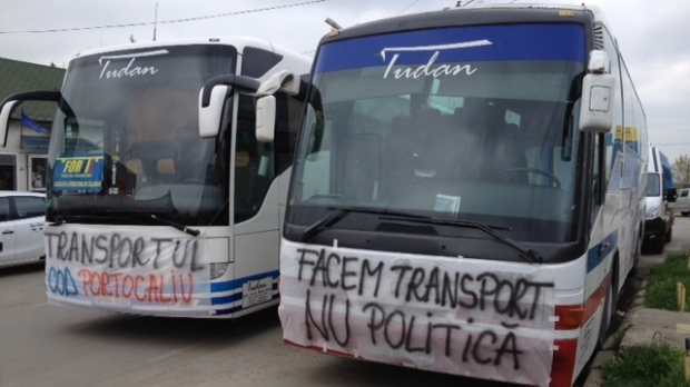 Transportatorii rutieri protestează începând de mâine