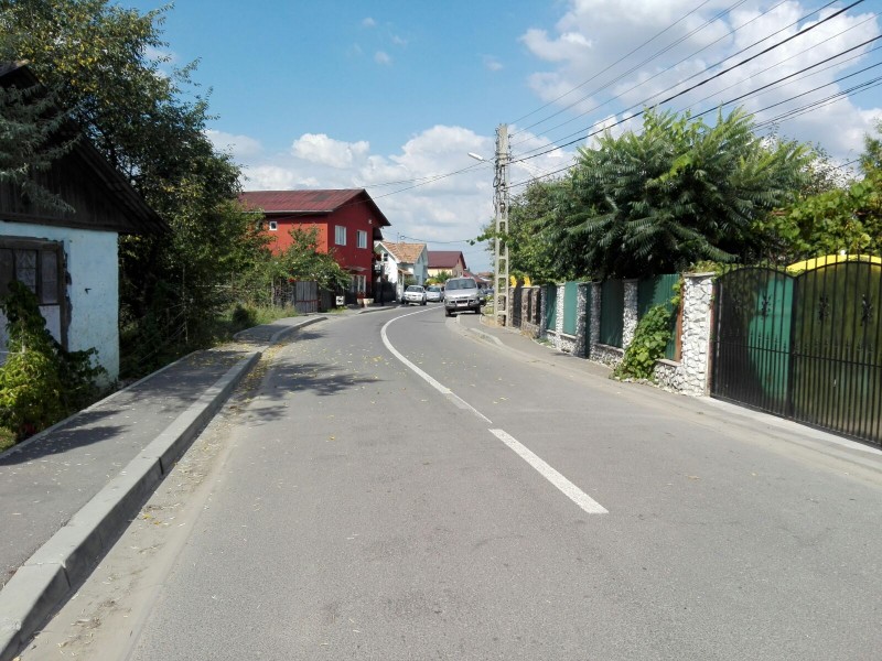 O singură stradă, două localități