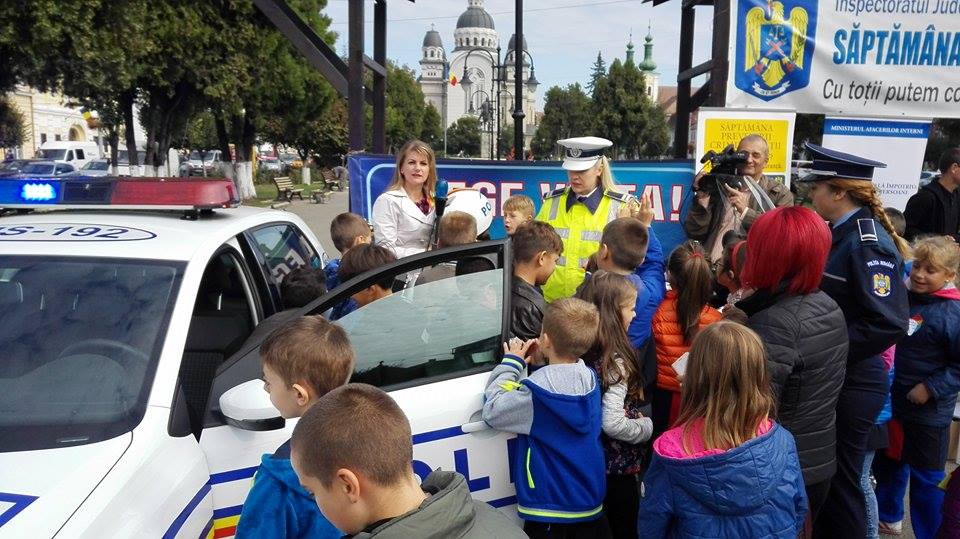 Violența asupra copiilor, prevenită de polițiștii mureșeni