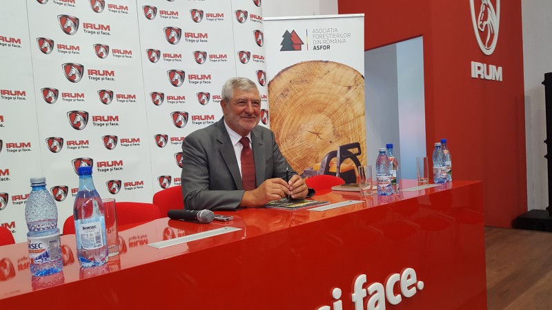 Tractoarele reghinene se luptă cu cele germane pe piața europeană