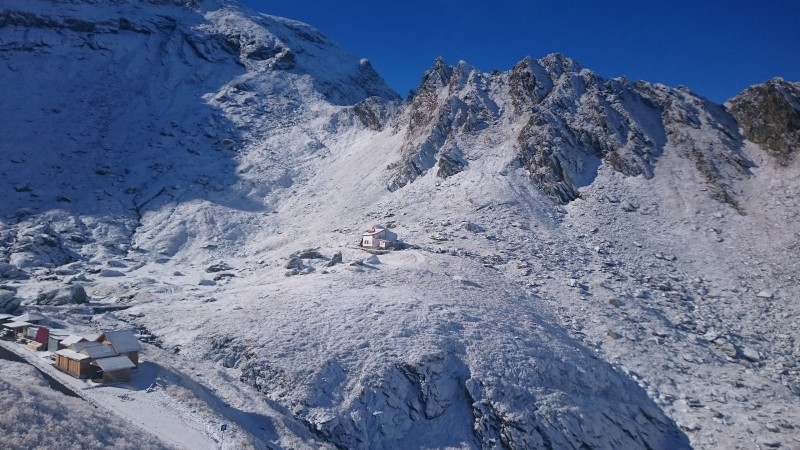 Ninge la Bâlea Lac