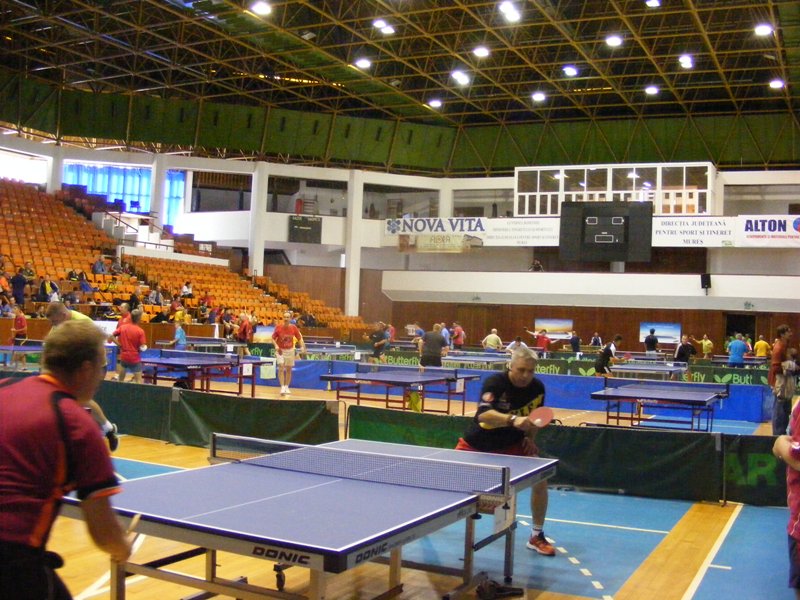 Concurs de tenis de masă pentru amatori la Tg.Mureș Concurs de tenis de masă pentru amatori la Tg.Mureș