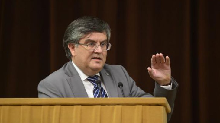Peste 8.000 de clădiri de învățământ nu sunt autorizate pentru securitate la incendiu