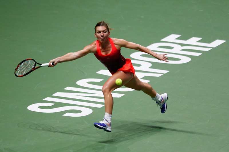 Simona Halep, învinsă de Angelique Kerber la Singapore