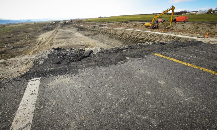 Porţiunea Sălişte-Cunţa din Autostrada Sibiu-Deva se redeschide la ora 14