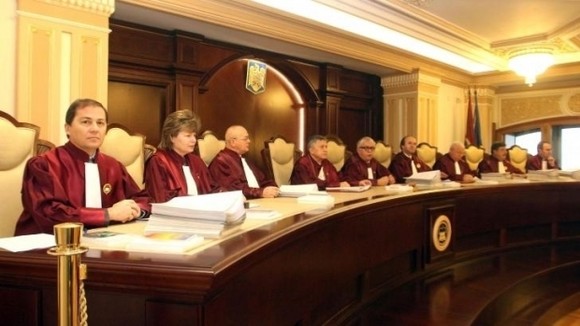 CCR se va pronunţa în cazul a 33 de sesizări privind darea în plată