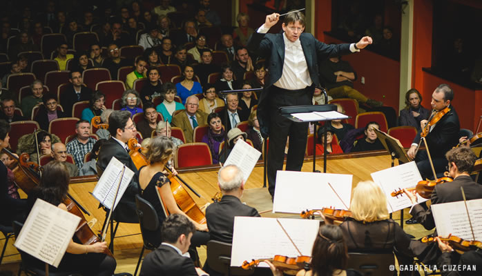 Concert sold-out, în deschiderea stagiunii la Filarmonica Sibiu Concert sold-out, în deschiderea stagiunii la Filarmonica Sibiu