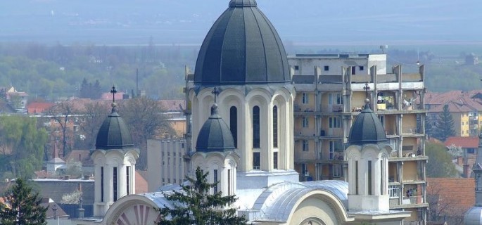 Moaştele Sfântului Andrei şi ale marelui mucenic Gheorghe, aduse la Sfântu Gheorghe şi Târgu Secuiesc