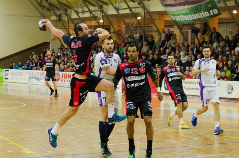 Handbaliștii din Odorhei întâlnesc Dinamo