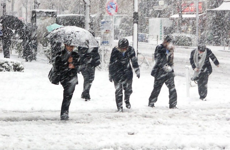 Până la ora 18.00 toată ţara este sub incidenţa unei informări meteorologice Până la ora 18.00 toată ţara este sub incidenţa unei informări meteorologice
