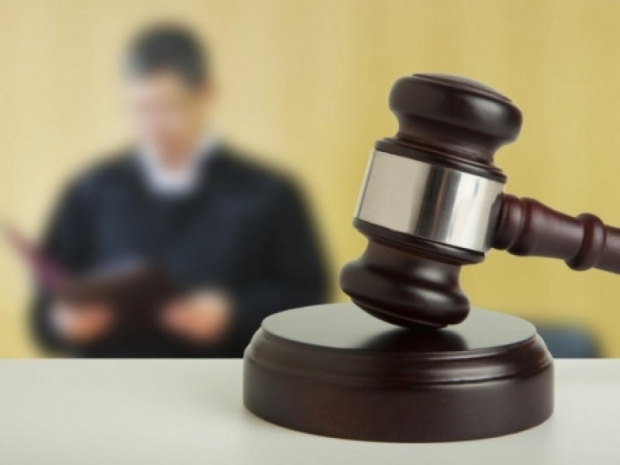 Judecătorii CCR nu pot fi reţinuţi, percheziţionaţi sau trimişi în judecată fără încuviinţarea plenului Curţii Judecătorii CCR nu pot fi reţinuţi, percheziţionaţi sau trimişi în judecată fără încuviinţarea plenului Curţii