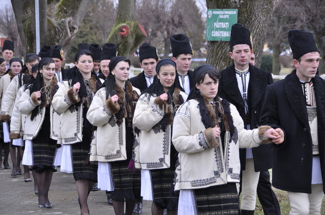 Parada junilor, la Sălişte