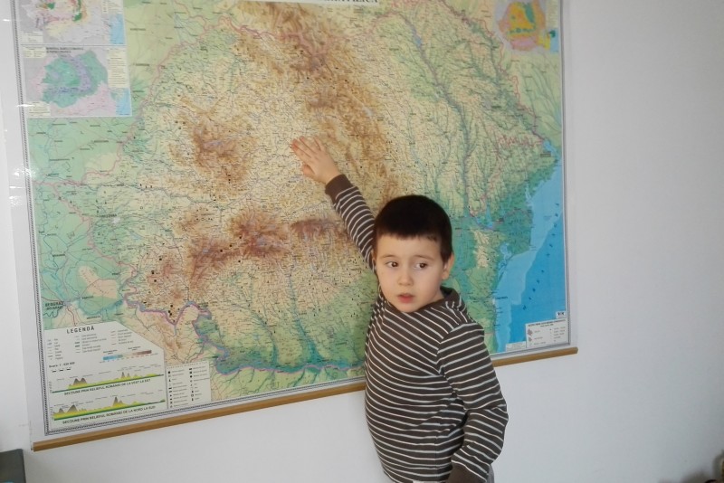 Adrian, micul soldat din Mureș, o adevărată enciclopedie vie