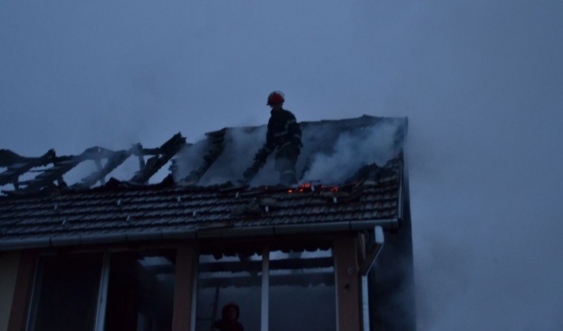Incendiu la o magazie din oraşul Întorsura Buzăului