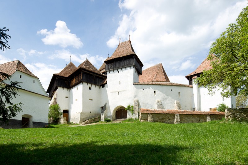 Biserica din Viscri, una dintre cele mai frumoase lăcaşuri de cult din lume