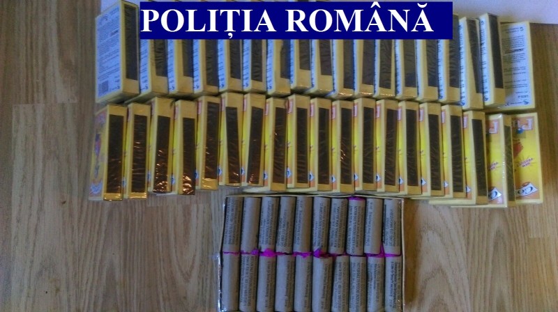 2.240 de materiale pirotehnice confiscate de poliţiştii din Ibăneşti