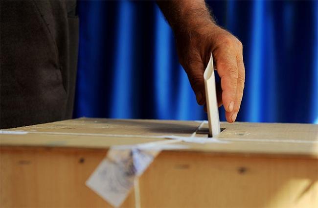 Oamenii din satele mureşene au votat pentru pensii și salarii mai mari