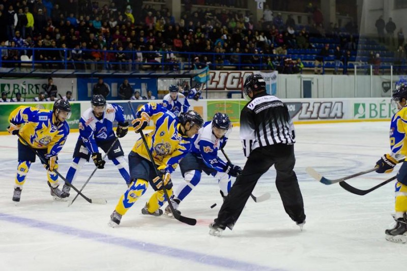 Miercurea Ciuc-Brașov, primul derby al anului la hochei