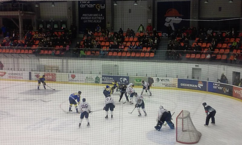 ,,Lupii” au învins la scor: Corona Wolves – Steaua 13-3