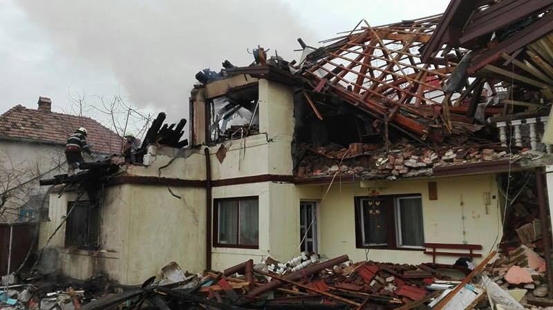 UPDATE: Incendiul de la Reghin a fost lichidat