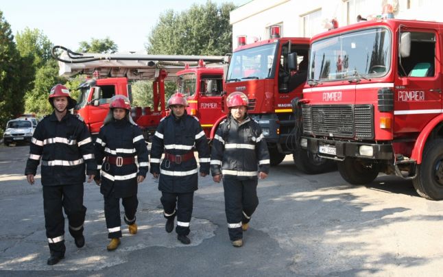 Pompierii brașoveni sărbătoresc Ziua Protecţiei Civile