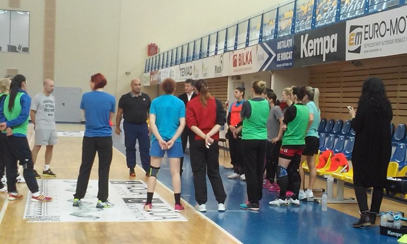 Dragoş Dobrescu este noul antrenor al echipei de handbal Corona Dragoş Dobrescu este noul antrenor al echipei de handbal Corona